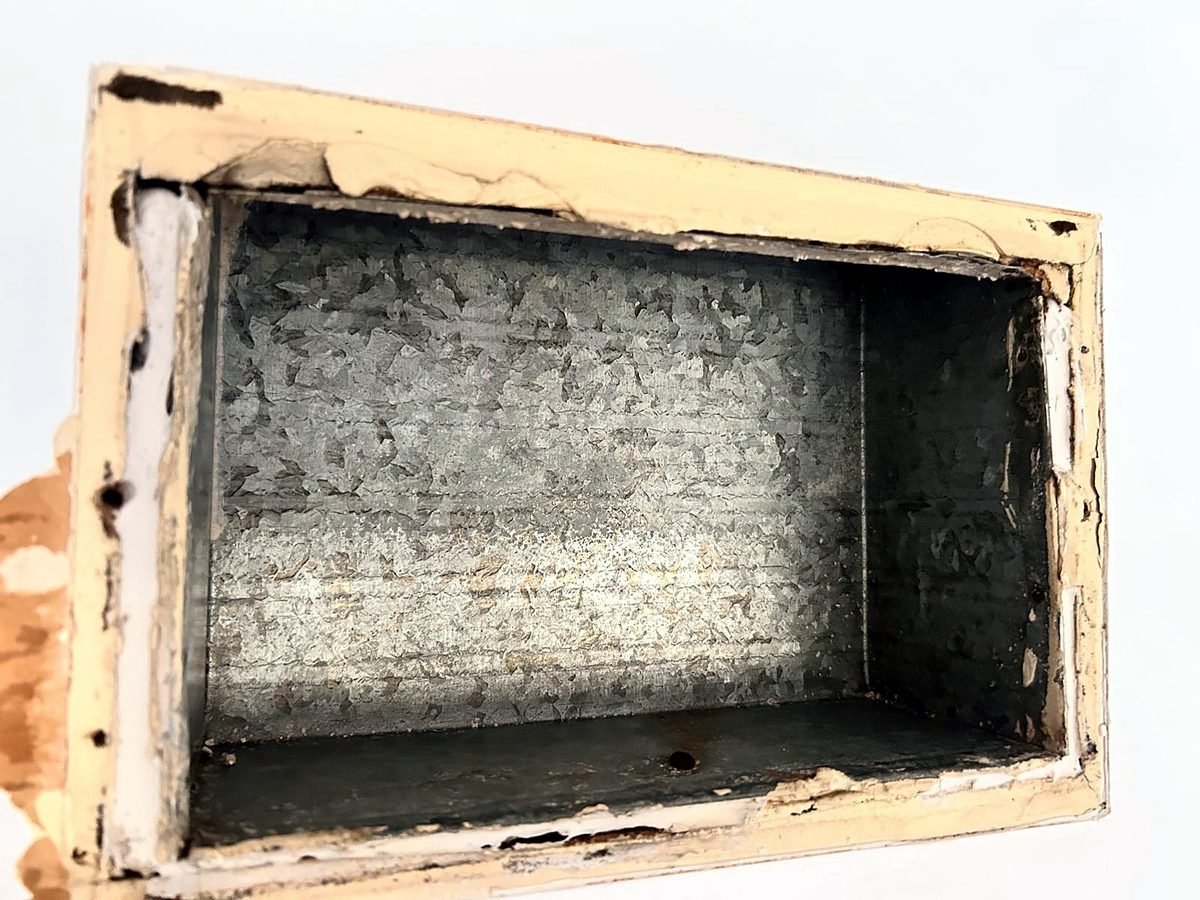 Clean galvanized register boot after duct cleaning